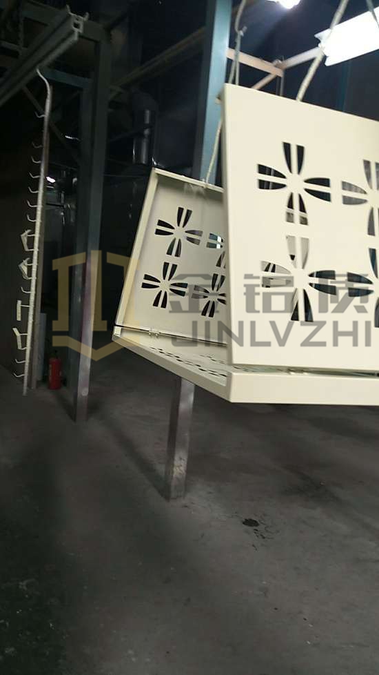  鋁合金空調(diào)罩廠家必須抓住新元素理念進(jìn)行產(chǎn)品的設(shè)計(jì)！